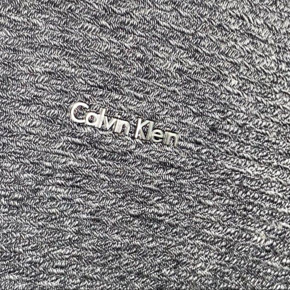 Calvin Klein grey woven 1/4 zip jacket - Picture 3 of 4